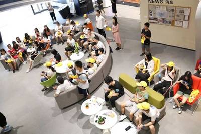 青春探秘，筑梦南海——50名大学生深入品牌企业，感受创业空间服务的创新活力